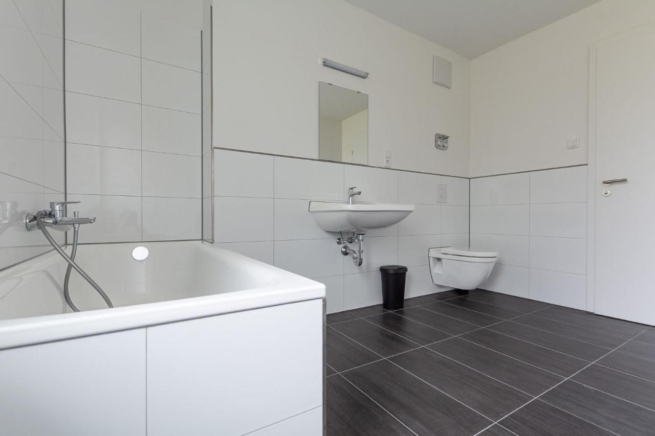 T&K Apartments - Bergisch Gladbach - 3 Comfortable Apartments - 18 Min To Fair Messe Cologne Dış mekan fotoğraf